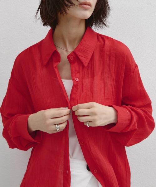 ANF.MUU（アンフムー）の「コットンブレンドシアーシャツ（シャツ/ブラウス・レディース・レッド/ブルー/ホワイト/ブラウン・FREE）」の4枚目の写真