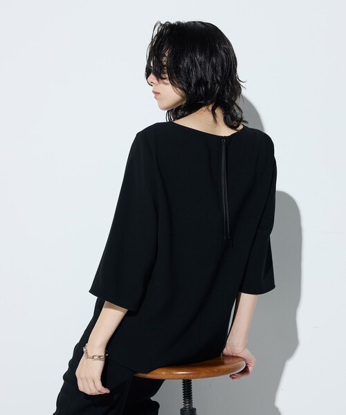 COMME CA(コムサ)の「〔 TALLサイズ 〕 トリアセダブルクロス Tブラウス(シャツ/ブラウス・レディース・ブラック/グレイッシュベージュ・15号/13号)」の6枚目の写真