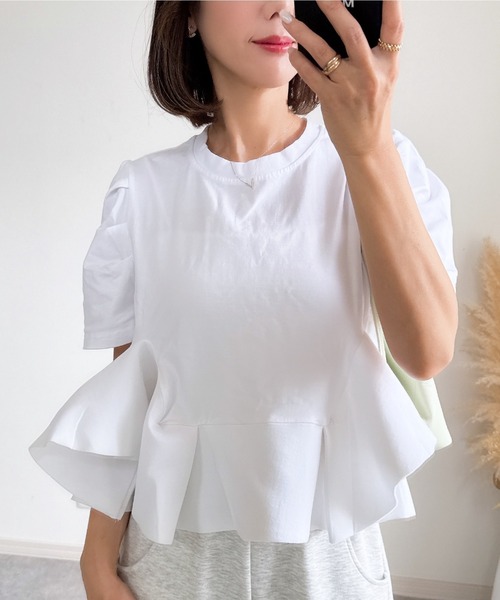 &. NOSTALGIA（アンドドットノスタルジア）の「【ZOZO限定】タックペプラムドッキングTシャツ（Tシャツ/カットソー・レディース・ホワイト/ブラック・M）」の3枚目の写真