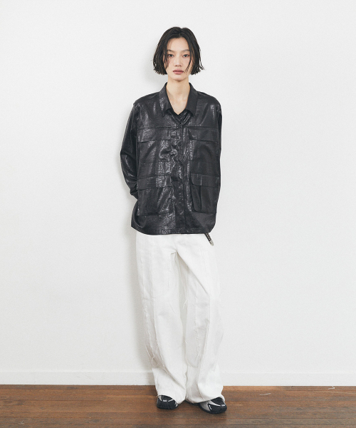 HALF DEVIL US(ハーフデビルアス)の「オーバーサイズカーゴシャツ_ブラック(シャツ/ブラウス・レディース・その他・LARGE/MEDIUM)」の5枚目の写真