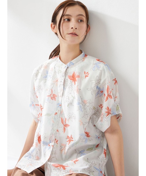 McGREGOR(マックレガー)の「花柄シアープリントシャツ(シャツ/ブラウス・レディース・ライトイエロー/ブラウン系その他2・M)」の4枚目の写真