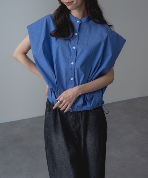 refinedworks(リファインドワークス)の「【refinedworks】旬顔シルエット! バンドカラー 裾ドロスト 立体ブラウス(シャツ/ブラウス・レディース・ブルー/ホワイト/ブラック/ブラウン・FREE)」の21枚目の写真