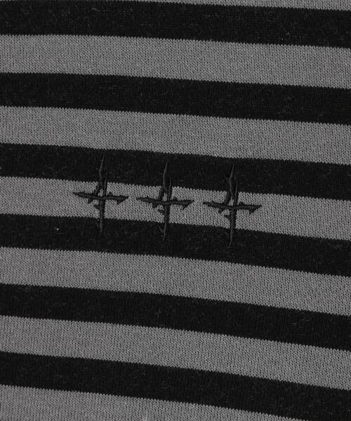NOT4NERD(ノットフォーナード)の「NOT4NERD/ノットフォーナード/Broken Wings Henley Neck Long Sleeve(Tシャツ/カットソー・メンズ・レッド/ブラック・M/XL/L)」の5枚目の写真