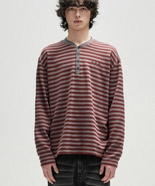 NOT4NERD(ノットフォーナード)の「NOT4NERD/ノットフォーナード/Broken Wings Henley Neck Long Sleeve(Tシャツ/カットソー・メンズ・レッド/ブラック・M/XL/L)」の1枚目の写真