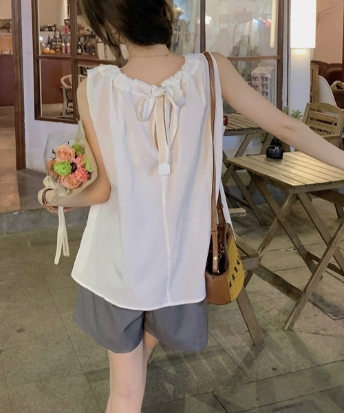 Aelina(エリナ)の「ノースリーブトップス(その他トップス・レディース・キャメル/オフホワイト・FREE)」の20枚目の写真