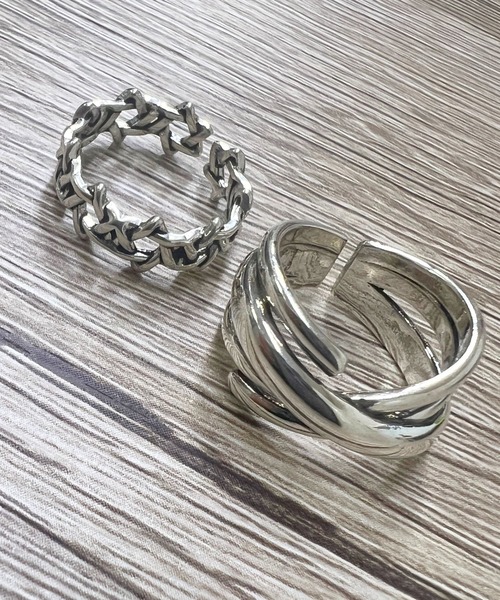 DiamondHearts(ダイヤモンドハーツ)の「【2点セット】燻しヴィンテージ風 モードチェーン×クロスラインデザイン シルバーリング(リング・レディース・シルバー・FREE)」の5枚目の写真