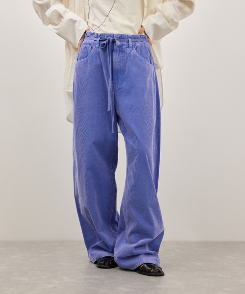 ADAM ET ROPE'（アダムエロペ）の「【定番】・【一部WEB限定カラー】ガーメントダイコーデュロイパンツ（その他パンツ・レディース・サックスブルー/ブルー系その他4/キナリ/ライトグリーン/ブラック/ダークブラウン・38/36/34）」の20枚目の写真
