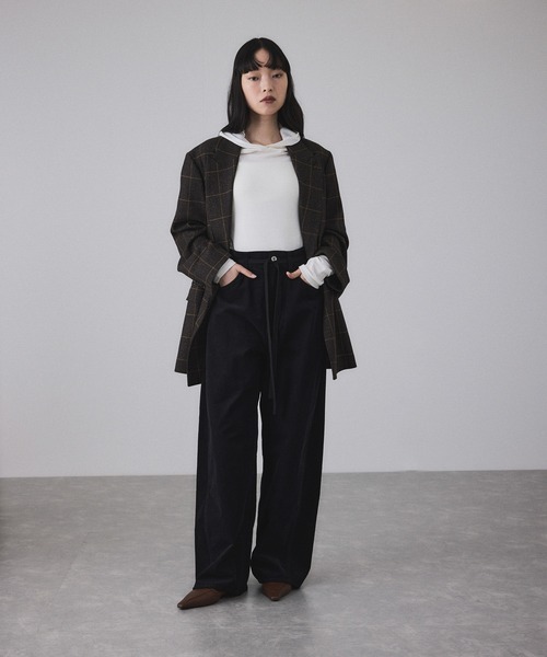 ADAM ET ROPE'（アダムエロペ）の「【定番】・【一部WEB限定カラー】ガーメントダイコーデュロイパンツ（その他パンツ・レディース・サックスブルー/ブルー系その他4/キナリ/ライトグリーン/ブラック/ダークブラウン・38/36/34）」の9枚目の写真