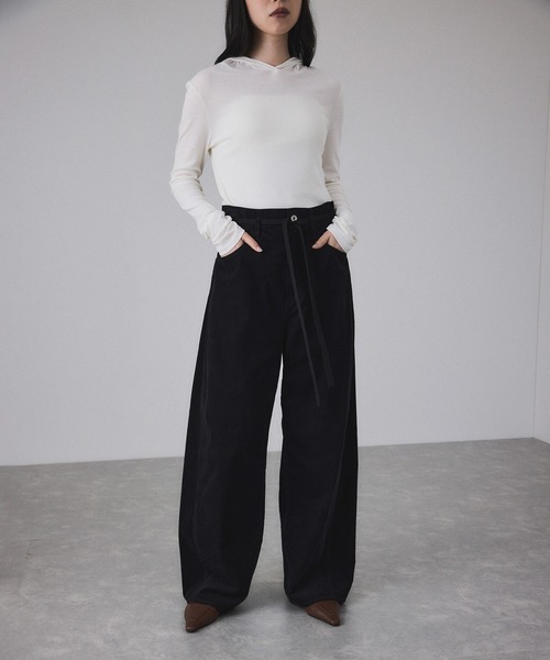 ADAM ET ROPE'（アダムエロペ）の「【定番】・【一部WEB限定カラー】ガーメントダイコーデュロイパンツ（その他パンツ・レディース・サックスブルー/ブルー系その他4/キナリ/ライトグリーン/ブラック/ダークブラウン・38/36/34）」の10枚目の写真