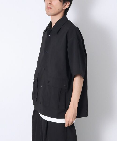 CRAFT STANDARD BOUTIQUE(クラフトスタンダードブティック)の「機能素材ダブルポケット半袖シャツ(シャツ/ブラウス・メンズ・ブラック/チャコールグレー・L/M)」の9枚目の写真