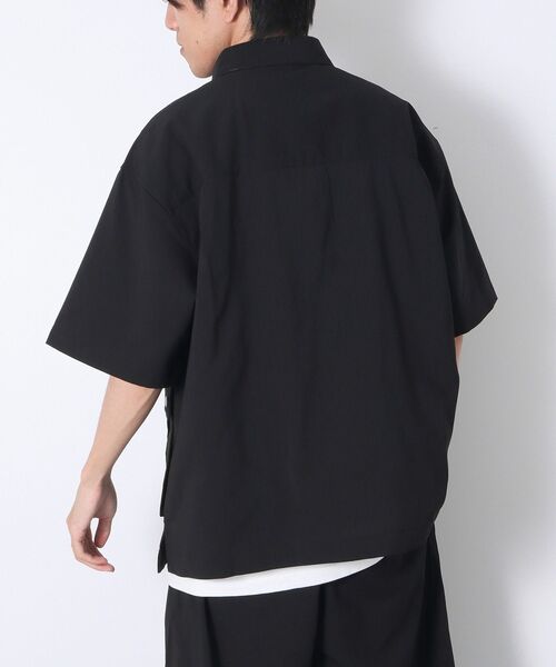 CRAFT STANDARD BOUTIQUE(クラフトスタンダードブティック)の「機能素材ダブルポケット半袖シャツ(シャツ/ブラウス・メンズ・ブラック/チャコールグレー・L/M)」の10枚目の写真