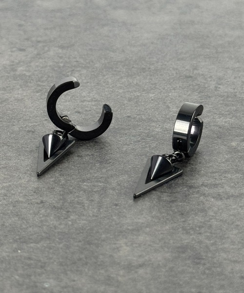 CALIFORNIA OUTFITTERS(カリフォルニア アウトフィッターズ)の「6E20 トライアングルモチーフ フープイヤリング(イヤリング・メンズ・ブラック/シルバー・ONESIZE)」の4枚目の写真