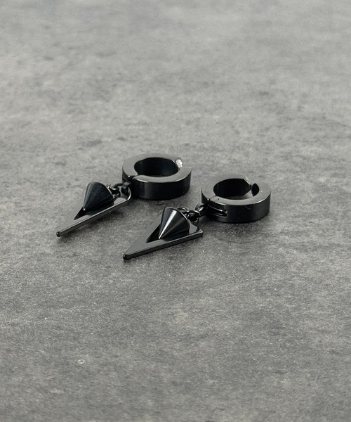 CALIFORNIA OUTFITTERS(カリフォルニア アウトフィッターズ)の「6E20 トライアングルモチーフ フープイヤリング(イヤリング・メンズ・ブラック/シルバー・ONESIZE)」の8枚目の写真