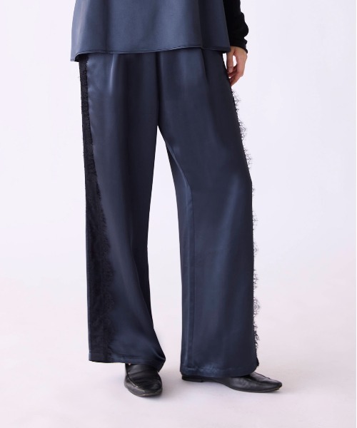 Marilyn Moon(マリリンムーン)の「eyelash lace satin drawstring pants(その他パンツ・レディース・オフホワイト/スミクロ・FREE)」の4枚目の写真