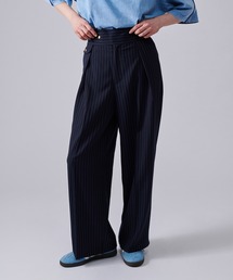 MUHET（ミュエータ）の「スラックス（スラックス）」
