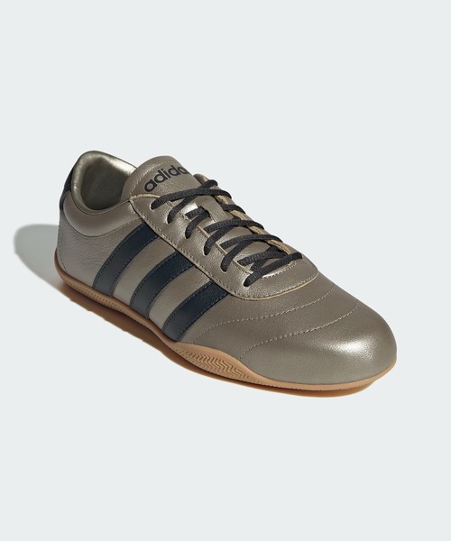 adidas（アディダス）の「グランドコート ロー / Grand Court Lo スニーカー アディダス adidas（スニーカー・レディース・ゴールド・27.0cm/27.5cm/24.5cm/28.0cm/24.0cm/23.5cm/26.5cm/26.0cm/25.5cm/25.0cm/22.0cm/23.0cm/22.5cm）」の5枚目の写真