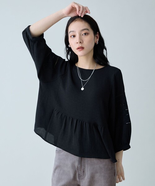ANY(エニィ)の「刺繍スリーブブラウス(シャツ/ブラウス・レディース・ダークブラウン系/オレンジ系/イエロー系/ブラック系・X-LARGE)」の2枚目の写真
