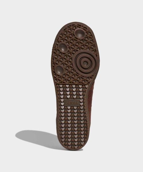 adidas（アディダス）の「サンバ ジェーン / Samba Jane シューズ / メリージェーンシューズ / アディダスオリジナルス adidas Originals（スニーカー・レディース・ブラウン・22.0cm/22.5cm/23.0cm/23.5cm/24.0cm/24.5cm/25.0cm/25.5cm/26.0cm/26.5cm/27.0cm/27.5cm/28.0cm）」の4枚目の写真