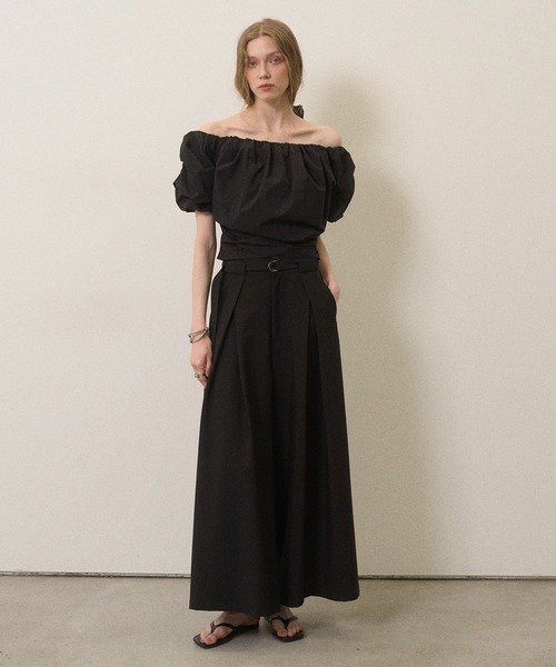 MIELI INVARIANT（ミエリインヴァリアント）の「Wide Tuck Belt Flare Slacks（スラックス・レディース・ホワイト/ブラック/レモンイエロー・SMALL/MEDIUM）」の10枚目の写真