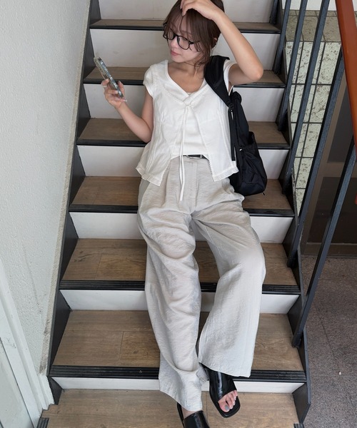 nananamoe(ナナナモエ)の「curve gather lib T / カーブギャザーリブTシャツ(Tシャツ/カットソー・レディース・チャコールグレー/アイボリー/グレー・FREE)」の9枚目の写真