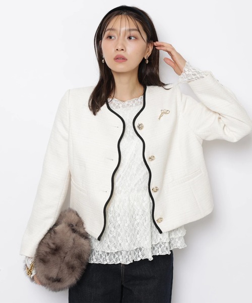 JUSGLITTY(ジャスグリッティー)の「レースペプラムロンT(Tシャツ/カットソー・レディース・ブラック/オフホワイト・2/1)」の19枚目の写真