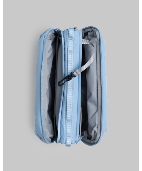 Topologie(トポロジー)の「Bottle Sacoche Large(ボトルサコッシュ ラージ)(ショルダーバッグ・レディース・ライトブルー/モスグリーン・ONE SIZE)」の8枚目の写真