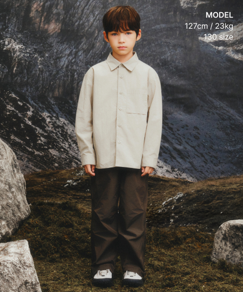 MUSINSA STANDARD KIDS（ムシンサスタンダードキッズ）の「[シティレジャー] CNオーバーサイズシャツ [グレーシュベージュ]（シャツ/ブラウス・レディース・その他・120/130/140/150/160）」の2枚目の写真