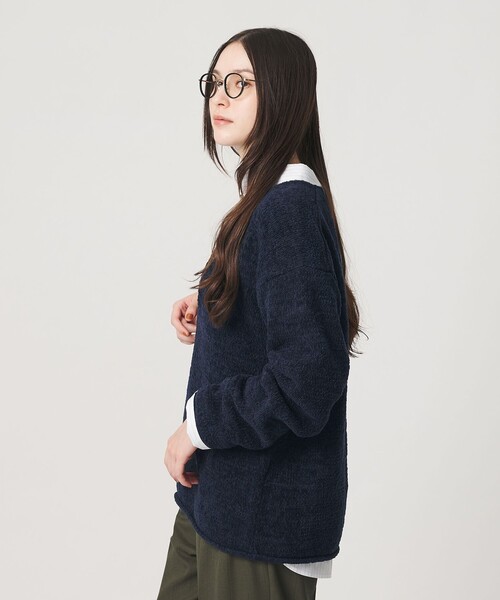 BEAUTY&YOUTH UNITED ARROWS（ビューティーアンドユースユナイテッドアローズ）の「テープヤーン ディープVネック ニット（ニット/セーター・レディース・ナチュラル/ネイビー/ダークブラウン・FREE）」の17枚目の写真