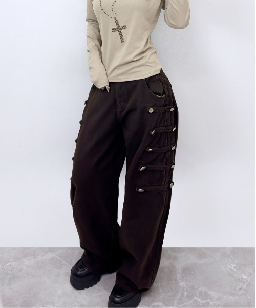 FOLLOWIN（フォロウィン）の「【 UNISEX  】ナポレオンベルトデザイン ワイドデニムパンツ（デニムパンツ・レディース・ダークブラウン/ブラック・SMALL/MEDIUM/LARGE）」の19枚目の写真