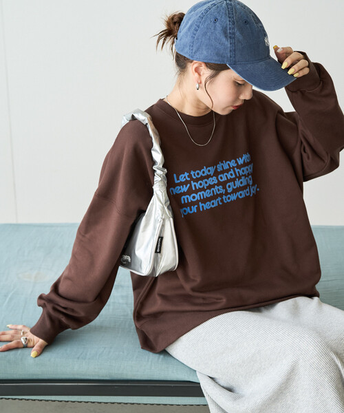 FREAK'S STORE(フリークスストア)の「限定展開 フロッキー ロゴ プリント 裏毛 スウェット(スウェット・レディース・ブラック/ブラウン/グレー/ネイビー/ナチュラル/ワイン・フリ-)」の3枚目の写真
