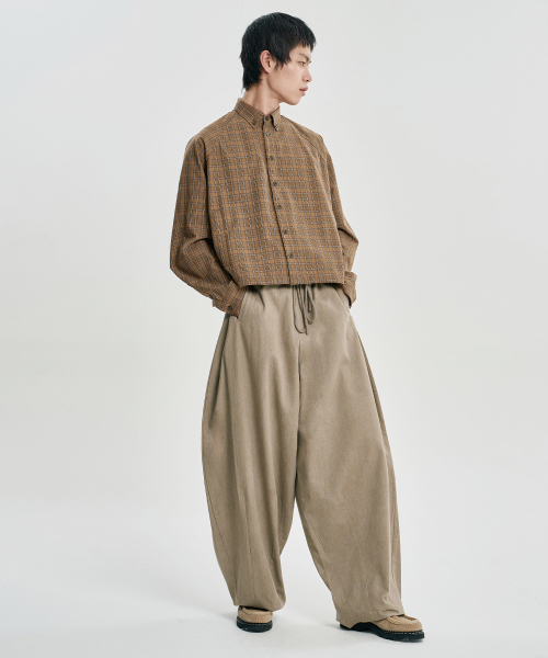 AJOBYAJO（アジョバイアジョ）の「Cropped Sculpted Raglan Check Shirt [CAMEL]（シャツ/ブラウス・レディース・その他・MEDIUM/LARGE）」の13枚目の写真