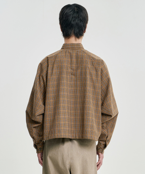 AJOBYAJO（アジョバイアジョ）の「Cropped Sculpted Raglan Check Shirt [CAMEL]（シャツ/ブラウス・レディース・その他・MEDIUM/LARGE）」の14枚目の写真