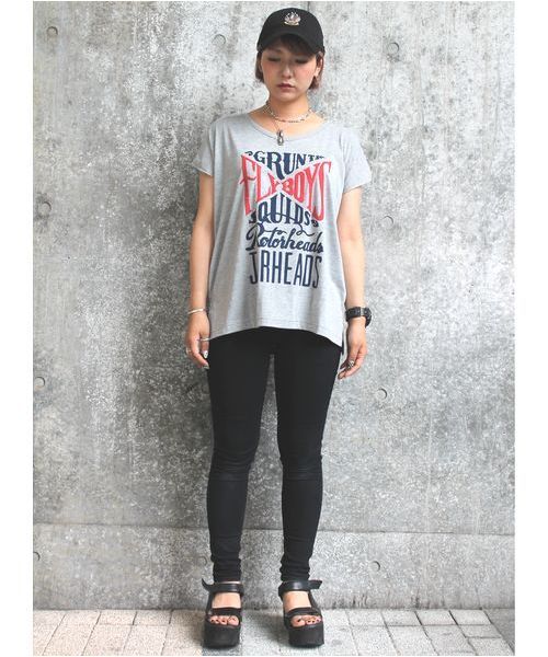 AVIREX(アヴィレックス)の「avirex/アヴィレックス/ FLY BOYS LOOSE T/フライボーイルーズフィット ティー(Tシャツ/カットソー・レディース・ホワイト/グレー・FREE)」の10枚目の写真