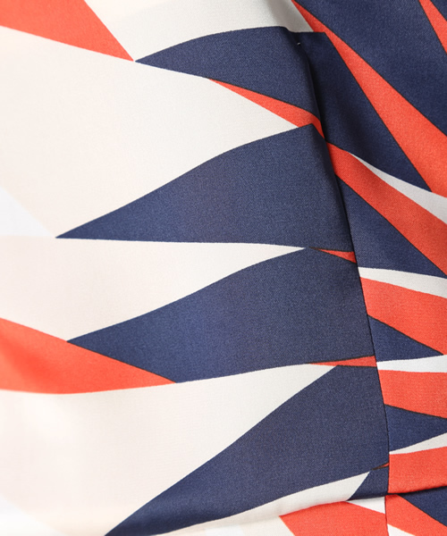 STUDIOUS（ステュディオス）の「【plumpynuts】PPN大柄ショルダーリボンロンパース（ジャンパースカート・レディース・レッド/イエロー・38）」の9枚目の写真