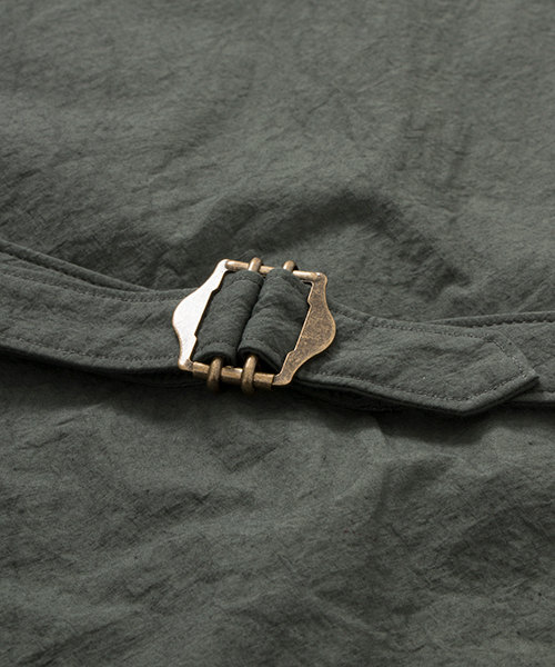 WORK NOT WORK URBAN RESEARCH（ワークノットワークアーバンリサーチ）の「WORK NOT WORK　タイプライターテーラードベスト（ベスト・メンズ・オリーブ・MEDIUM/SMALL/LARGE）」の12枚目の写真