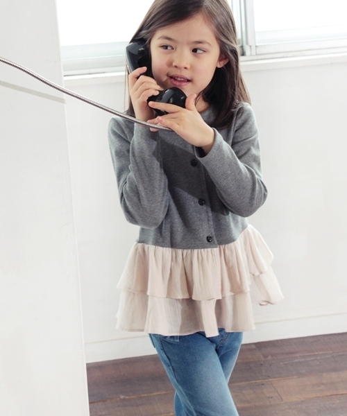 Rora（ローラ）の「ロールアップ デニム スキニーパンツ（デニムパンツ・キッズ・ワンウォッシュ・110cm/100cm/120cm/130cm/90㎝/140cm/150cm）」の6枚目の写真