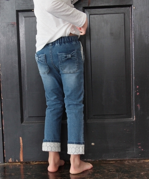Rora（ローラ）の「ロールアップ デニム スキニーパンツ（デニムパンツ・キッズ・ワンウォッシュ・110cm/100cm/120cm/130cm/90㎝/140cm/150cm）」の8枚目の写真