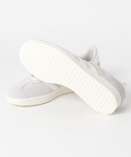 adidas（アディダス）の「オリジナルス ガゼル ［GAZELLE］（スニーカー・メンズ・マスタード/ロイヤルブルー/ホワイト系その他・22.5cm/23.0cm/23.5cm/24.0cm/24.5cm/25.0cm/25.5cm/26.0cm/26.5cm/27.0cm/27.5cm/28.0cm/28.5cm/29.0cm/22.0cm/29.5cm/30.0cm）」の5枚目の写真