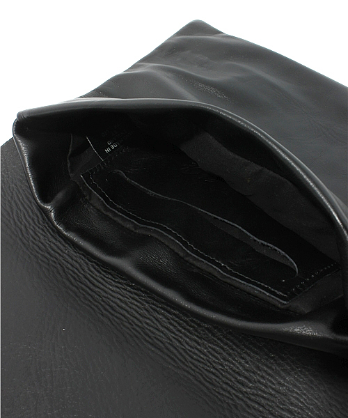 MIDWEST(ミッドウエスト)の「JAS.M.B アイブッククラッチバック(クラッチバッグ・レディース・ブラック・FREE)」の4枚目の写真