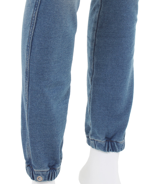 WC（ダブル シー）の「wc/デニムスウェットパンツ（デニムパンツ・レディース・サックスブルー・FREE）」の5枚目の写真