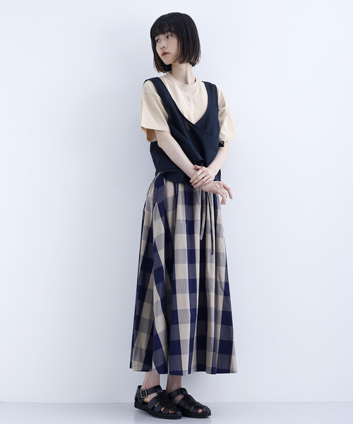 MERLOT IKYU（メルローイキュウ）の「綿麻カシュクールベスト1624（ベスト・レディース・ネイビー/ブラウン/カーキ・FREE）」の21枚目の写真