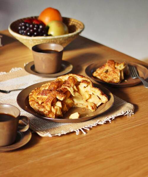 kelyumiko iihoshi porcelain*JSF プレートL yumiko iihoshi porcelain×JSF】別注 プレート L（食器）｜journal