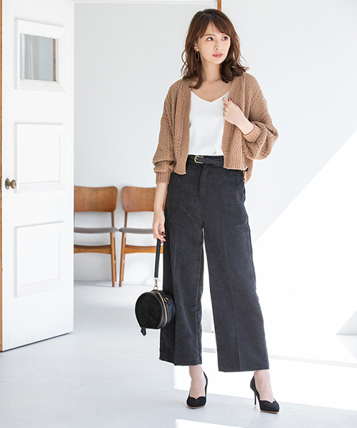 fifth（フィフス）の「ベルト付コーデュロイワイドパンツ（その他パンツ・レディース・アイボリー/ブラック・MEDIUM/SMALL/LARGE）」の3枚目の写真