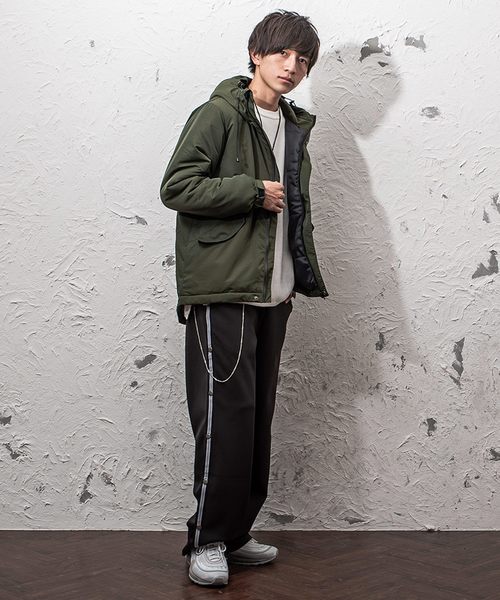 MinoriTY(マイノリティ)の「バテッドモッズコート 中綿(ダウンジャケット/コート・メンズ・ブラック/カーキ/ワイン・M/L)」の4枚目の写真