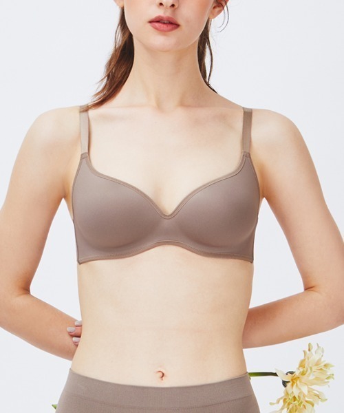 Shii♡　1001 Tuche/トゥシェ ノンワイヤーブラジャー フィットして立体的にメイク