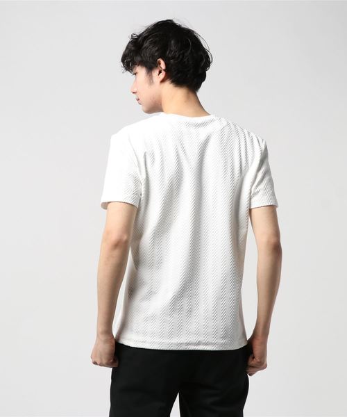おしゃれスタ(オシャレスタ)の「ヘリンボンジャカードVネック半袖カットソー(SS)(Tシャツ/カットソー・メンズ・ホワイト/ブラック/その他・M/L)」の5枚目の写真