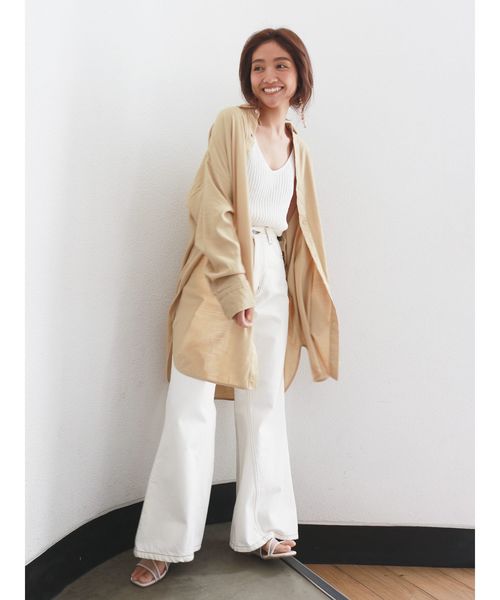 Ungrid（アングリッド）の「ビッグルーズシャツ（シャツ/ブラウス・レディース・ベージュ/オフホワイト・FREE）」の6枚目の写真