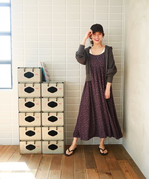 BAYFLOW(ベイフロー)の「ワッフルパーカー(パーカー・レディース・オフホワイト/チャコール・SMALL/MEDIUM)」の6枚目の写真