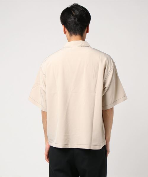 WEGO(ウィゴー)の「WEGO/配色ステッチ5分袖ビッグシルエットポプリンシャツ(シャツ/ブラウス・メンズ・ブラック/ベージュ/ネイビー・MEDIUM/LARGE)」の5枚目の写真