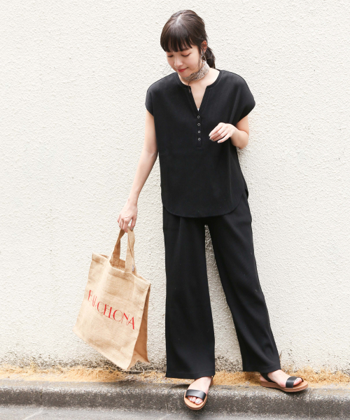 LOWRYS FARM(ローリーズファーム)の「リブヘンリーSETUP 838113(つなぎ/オールインワン・レディース・ブラック/ブラウン/アイボリー/チャコールグレー・FREE)」の3枚目の写真